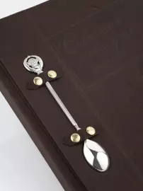 Книга в кожаном переплете "Советская кулинария"